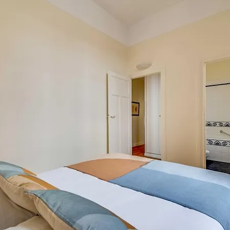 1bdr 2p - Near Monceau Et Arc De Triomphe