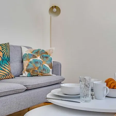 1bdr 2p - Near Monceau Et Arc De Triomphe *